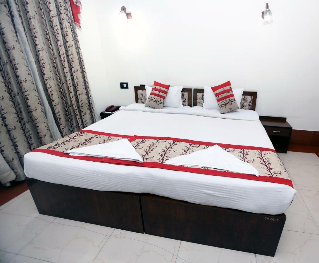 Ymca Seacom Inn Kolkata Exterior photo